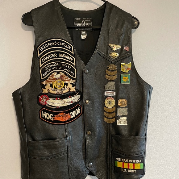 Harley-Davidson Patches and Pins Leather Vest Size Medium - Picture 1 of 9